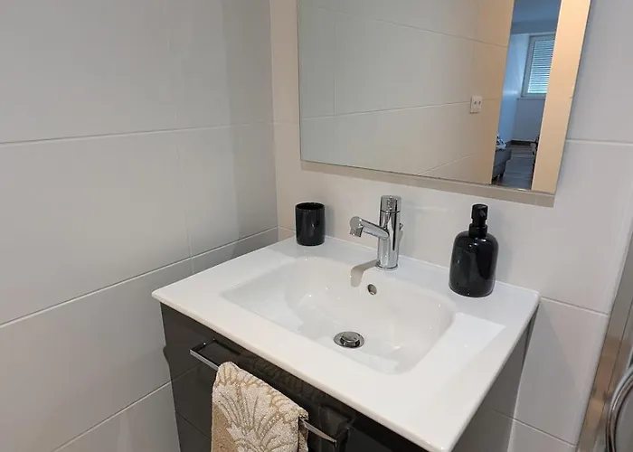 Apartment Charming Comfortable - Peaceful And Straßburg